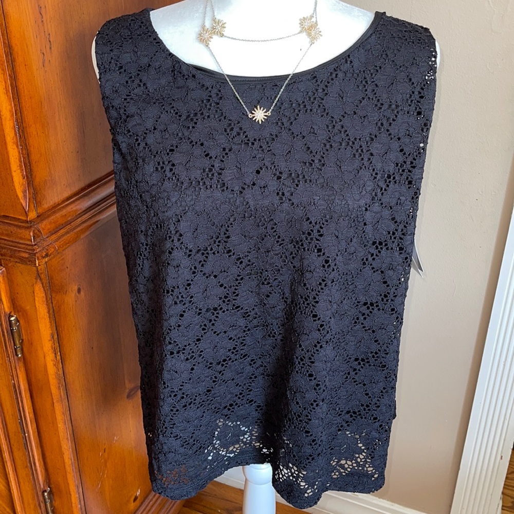 Black lace tank BNWT